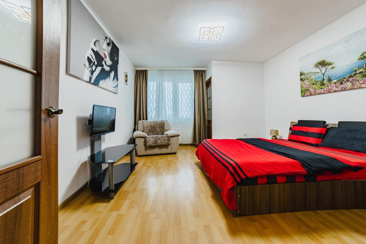 Studio Coresi Mall Braşov Exteriör bild